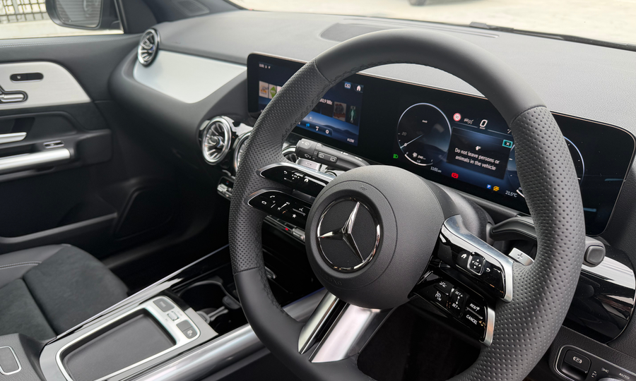 Mercedes Benz GLA200 detail